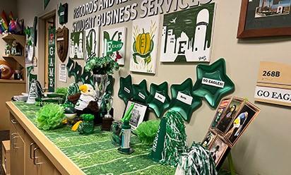 Service EMU's Homecoming decorating contest winning entry