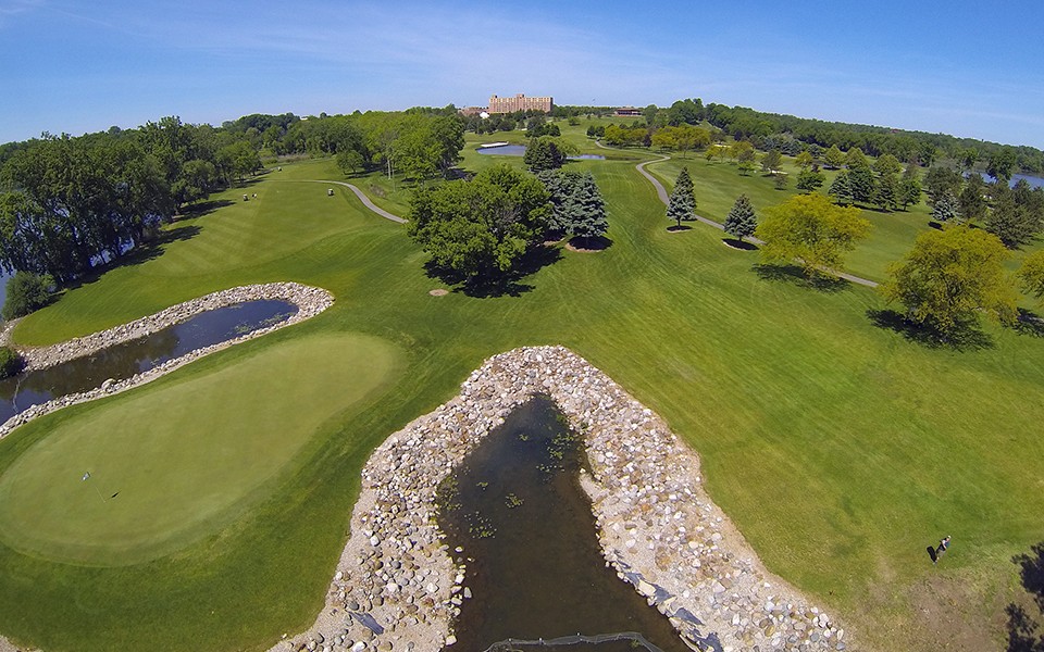 A fish-eye aerial photo of Eagle Crest Golf Club.